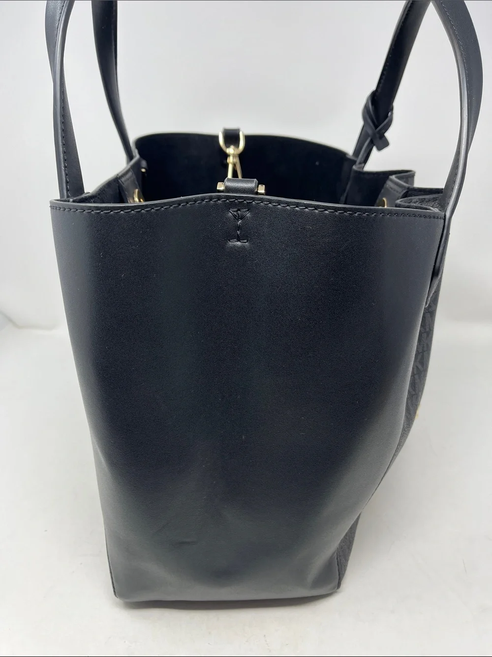MICHAEL KORS PHOEBE LARGE TWO TONE BUCKET BAG GRAY AND BLACK GOLD NWOT